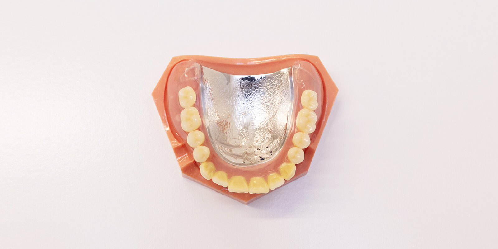 当院の入れ歯(義歯)について